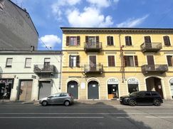 Negozio/Locale commerciale in Commerciale