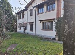 Casa Bi/Trifamiliare in Residenziale