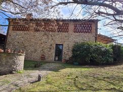 Casa Bi/Trifamiliare in Residenziale