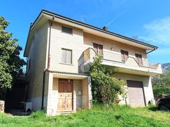 Villa in Residenziale