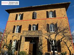 Casa Bi/Trifamiliare in Residenziale