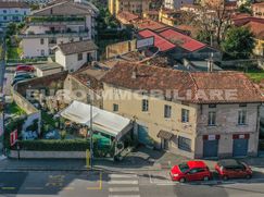 Casa Bi/Trifamiliare in Residenziale