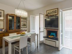 Casa Bi/Trifamiliare in Residenziale