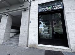 Negozio/Locale commerciale in Commerciale