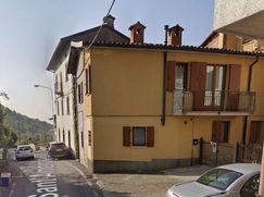 Casa Bi/Trifamiliare in Residenziale