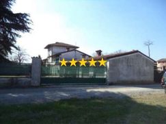 Villa in Residenziale