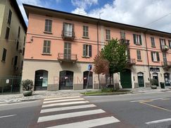 Negozio/Locale commerciale in Commerciale