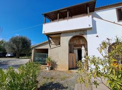 Casa Bi/Trifamiliare in Residenziale