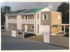 Casa Bi/Trifamiliare in Residenziale