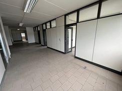 Ufficio in Commerciale