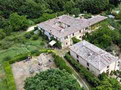 Casa Bi/Trifamiliare in Residenziale