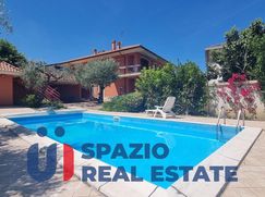 Villa in Residenziale