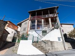 Casa Bi/Trifamiliare in Residenziale