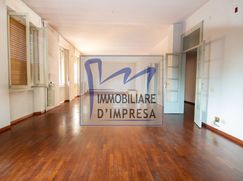 Ufficio in Commerciale