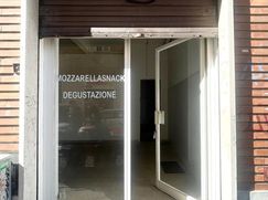 Negozio/Locale commerciale in Commerciale