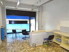 Negozio/Locale commerciale in Commerciale