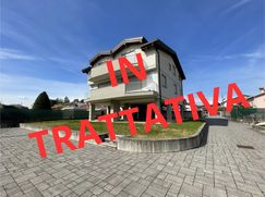 Casa Bi/Trifamiliare in Residenziale