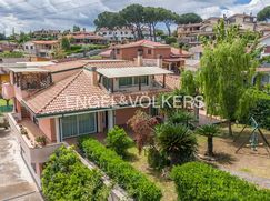 Villa in Residenziale