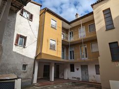 Casa Bi/Trifamiliare in Residenziale