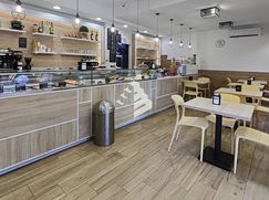 Negozio/Locale commerciale in Commerciale