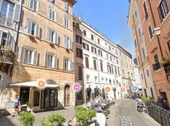 Negozio/Locale commerciale in Commerciale