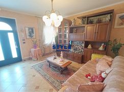 Casa Bi/Trifamiliare in Residenziale