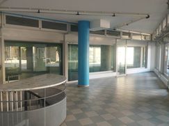 Negozio/Locale commerciale in Commerciale