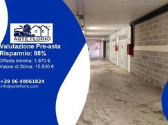 Box/posto auto in Residenziale