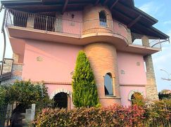 Villa in Residenziale