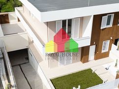 Casa Bi/Trifamiliare in Residenziale