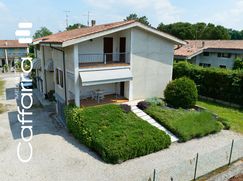 Casa Bi/Trifamiliare in Residenziale