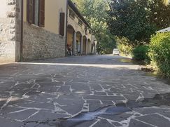Casa Bi/Trifamiliare in Residenziale