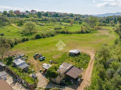 Terreno agricolo in Commerciale