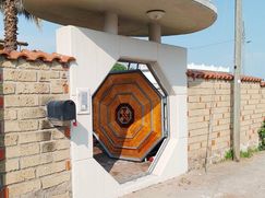 Casa Bi/Trifamiliare in Residenziale