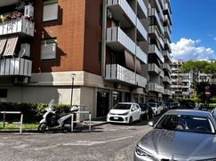 Negozio/Locale commerciale in Commerciale