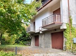 Casa Bi/Trifamiliare in Residenziale