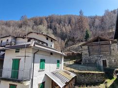 Casa Bi/Trifamiliare in Residenziale