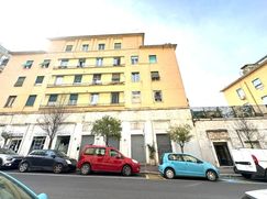 Negozio/Locale commerciale in Commerciale