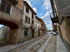 Casa Bi/Trifamiliare in Residenziale