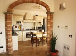 Casa Bi/Trifamiliare in Residenziale