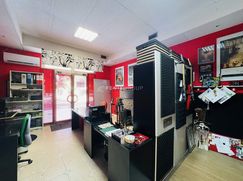 Negozio/Locale commerciale in Commerciale