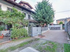 Casa Bi/Trifamiliare in Residenziale