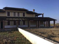 Casa Bi/Trifamiliare in Residenziale