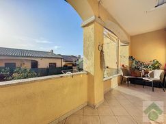 Casa Bi/Trifamiliare in Residenziale