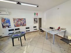 Negozio/Locale commerciale in Commerciale