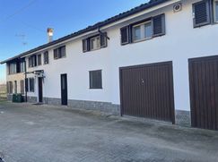Casa Bi/Trifamiliare in Residenziale