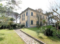 Villa in Residenziale