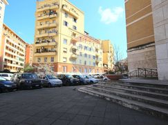 Negozio/Locale commerciale in Commerciale