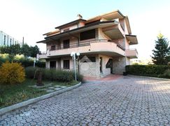 Villa in Residenziale