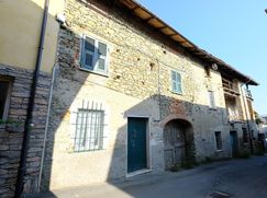 Casa Bi/Trifamiliare in Residenziale
